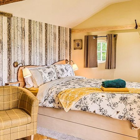 Walnut Lodge Wells Luaran gambar